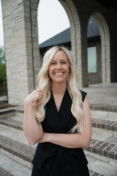 Wedding day assistant Sarah with Blush Events in Wichita, KS, providing wedding coordination support.