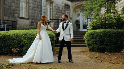 Teaser.00_00_05_23.Still002