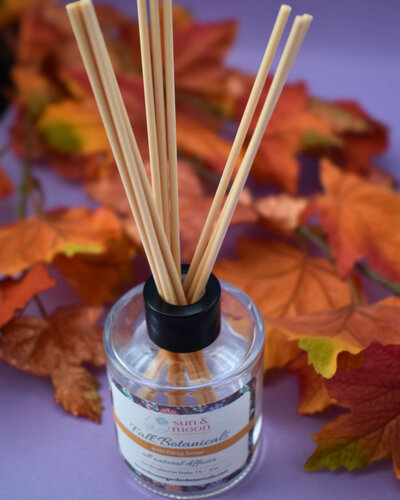 sun-and-moon-garden-botanicals-fall-witching-hour-diffuser-1