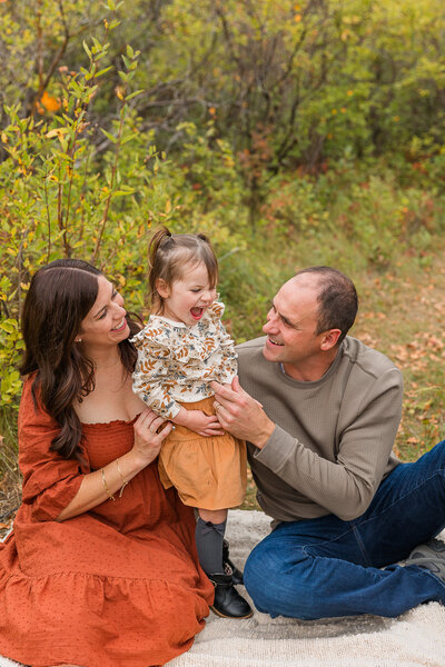 2024-krystal-moore-photography-moose-jaw-fall-family-photos-9
