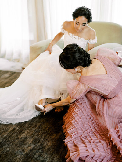 Paula & Russ_ Chapel at Beaver Creek and Four Seasons Vail Wedding by Alp & Isle. Preparations-118