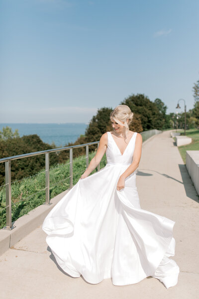 Classic Ohio bride and groom portrait