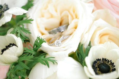 a bouquet and rings from a Savannah wedding florist