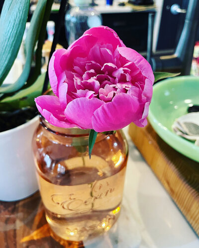 bonnie-thompson-floral-bud-vase
