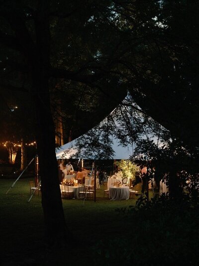 Outdoor tented wedding in Oxford MS.