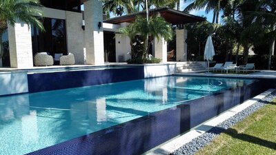 Swimming pool and elevated spa