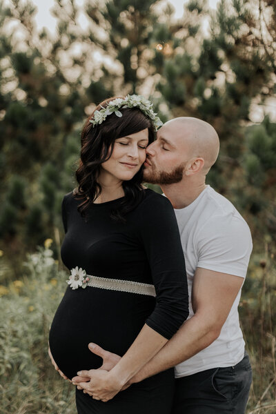 spring maternity photo shoot Central Pennsylvania Wedding and Family Photographer near me, portrait, photo gallery, photograph, headshot,  Cassie Wonderling, Captured Moments by Cassie