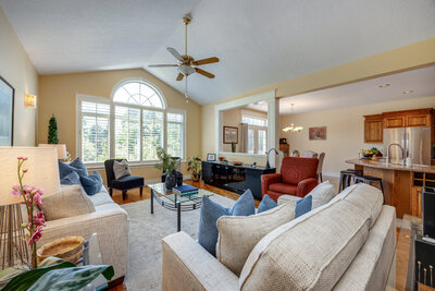 7 Virtue living room (2)