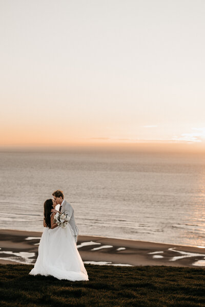 Editorial wedding - Lois van Valkenburg Photography 10
