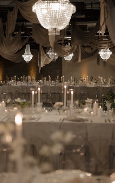 Monroe-street-abbey-wedding-florist