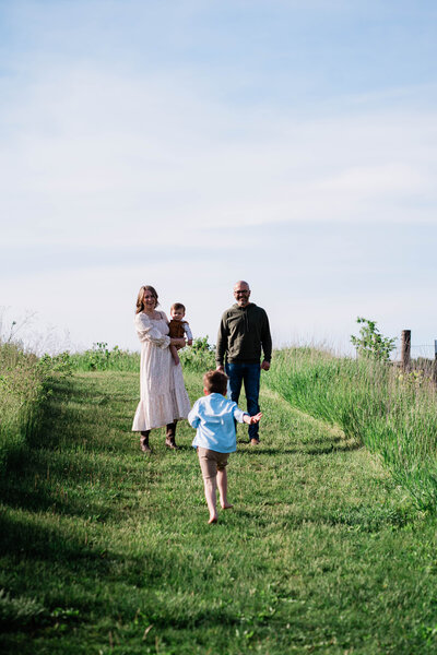 family film session in cross plains, wi