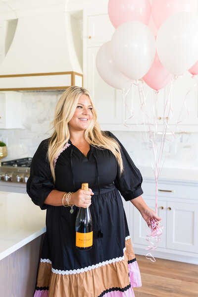 Erynn Lavagnino - Branding -98