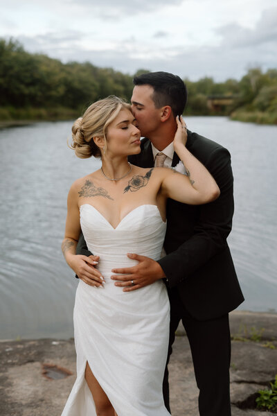 Couple by Winnipeg MB wedding photographer