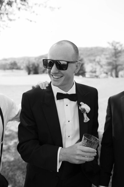 blacksburg-country-club-virginia-wedding-vintage-car-photo-couple-arriving-at-wedding-reception