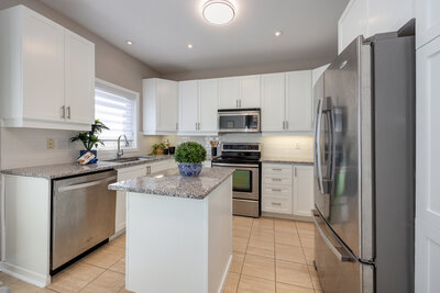 51 Lobb eat in kitchen (5)