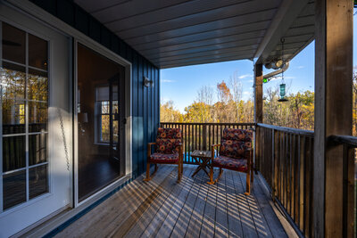 201 Richardson balcony (2)