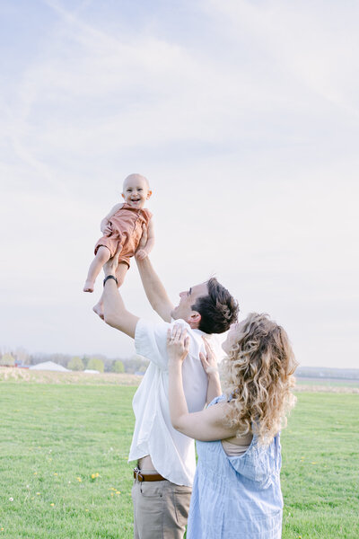 family of 3 lifestyle photography session Troy, Ohio Lost Creek Reserve