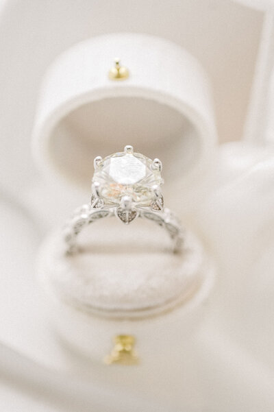 The Nest at Ruth Farms Wedding Venue | DFW Wedding Photographer Rae De Lain Light and Airy 
