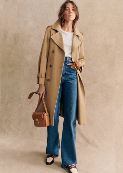 Sezanne Scott Trench coast belted with raglan sleeves in Camel