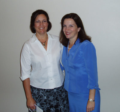 Photo of Curriculum Rocks founders, Lauren & Nancy Mayer
