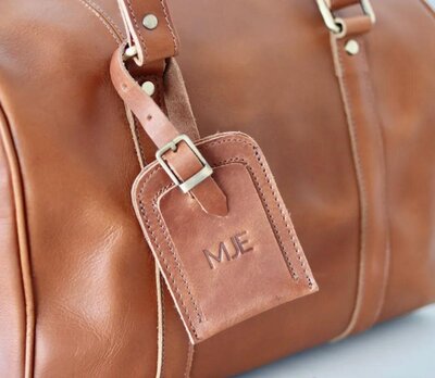 monogrammed-leather-luggage-tags-headwest