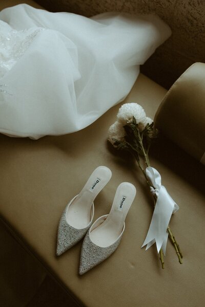 Elopement Sunshine Coast - Bridal Details, shoes flowers