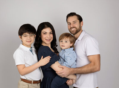 familychildrennewbornboygirlmaternityquinceanerateendancenewbabybestphotographertudiofamilybirthdaynewbornboyamilynewborngirlfirstbirthdayportraiturephotographystudioportraitsnewborngirlboyfamilyEvaMaganaPhotographychildphotographer (4 of 5)