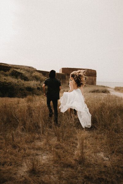 beach, fort clinch, couples and elopements