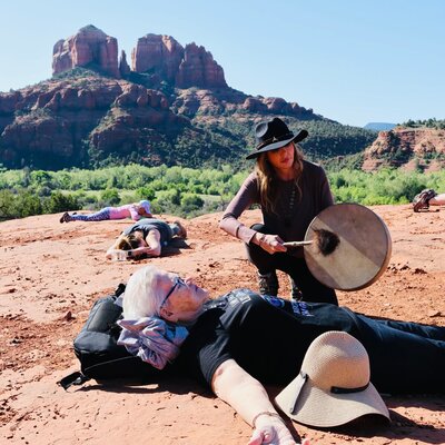 dana haines hosting soul retreat awaken the magic sedona arizona womens wellness and spiritual retreat (fire ceremonies, hiking vortexes, soundbaths, ancient ceremonies)