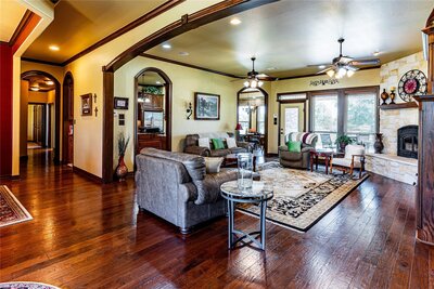3 BEDROOM HOME ON 2 ACRES FOR SALE IN MUENSTER TEXAS