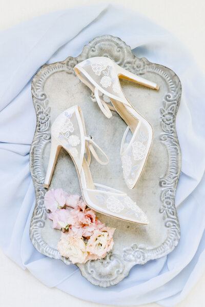wedding-shoes-aesthetic-photo