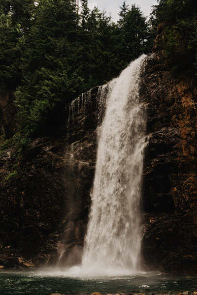 PNW elopement at Franklin Falls in Washington