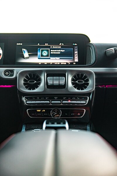 mercedes-g550-matte-manufaktur-night-black-magno-for-rent-in-miami-034