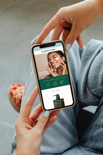 Clean and minimal brand and web design for beauty company