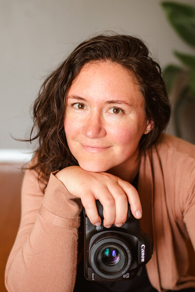 Koty Rochelle, camera, photographer, family photographer, lifestyle photographer, wedding photographer