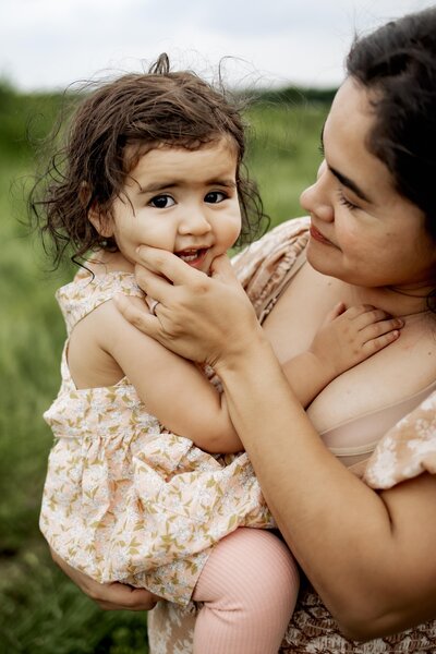 Mom with her toddler daughter in southlake texas