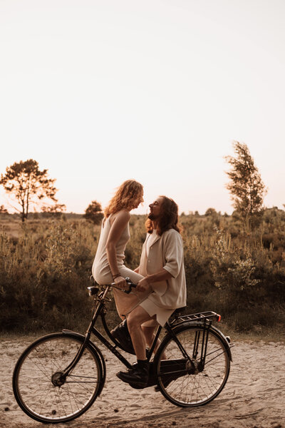 Zoë & DImi - Blooming Tales Photography-121