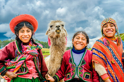 LUXURY EXPERIENTIAL TRAVEL
