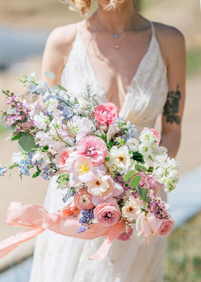 Florals at Denver Wedding by Photographer Erin Winter