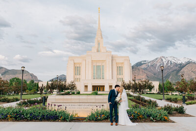 Ogden LDS wedding photographer Jennie Grange uses bright and timeless editing techniques to create timeless images