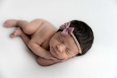 Knoxville newborn photographer, newborn portraits Knoxville, newborn baby photography near me Knoxville