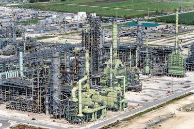 Aerial photo of oil refinery in Louisiana