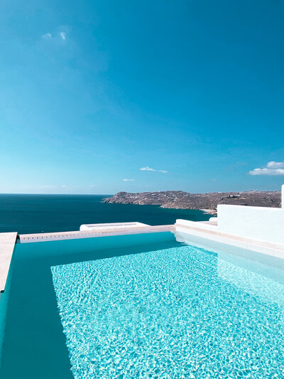 Major Traveler: Luxury Travel Agency