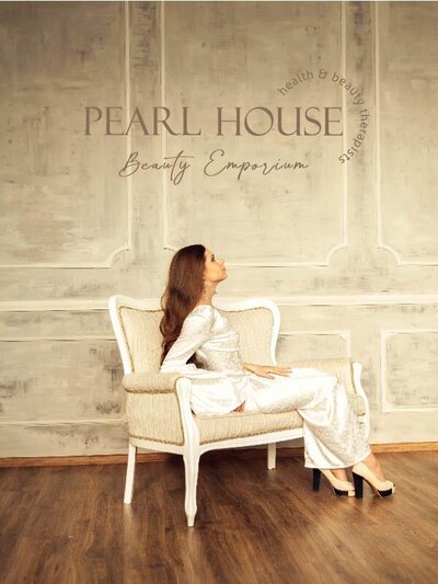 Pearl House Primary Logo on Aesthetic Image-01