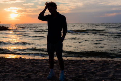 senior-photography-boy-sunset