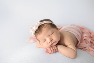 Baby-Girl-pink-and-white-newborn-session