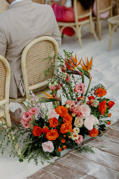colorful weddings on the beach