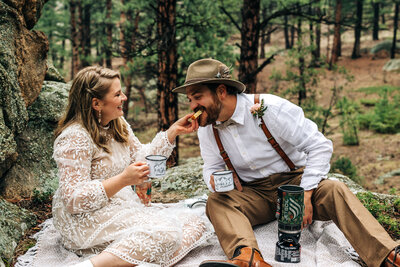 Boulder Wedding Photographer captures couple kissing during winter elopement