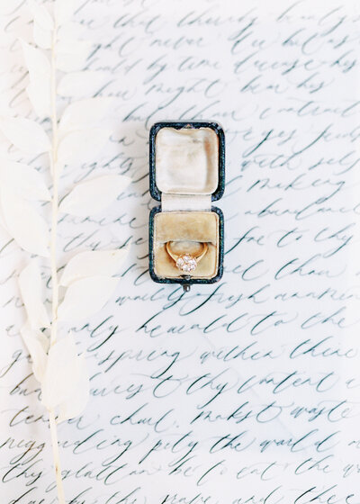 Modern Love 5x7-64