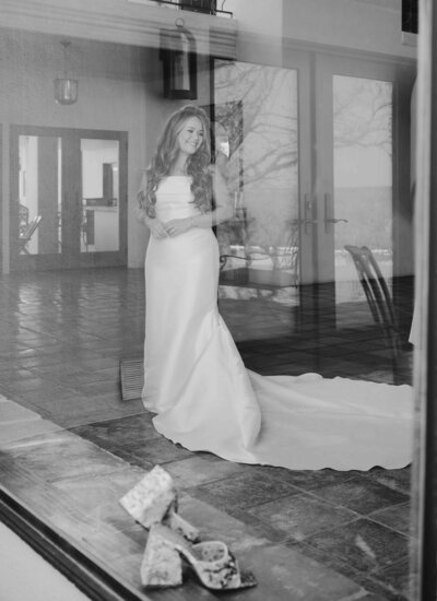 Bridal getting ready at La Bonne Vie Ranch